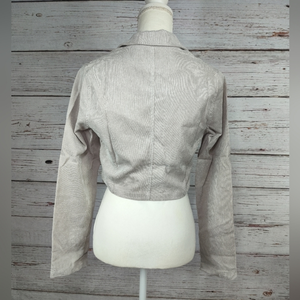 UNIQ Cropped Corduroy Blazer Jacket - Picture 6 of 8